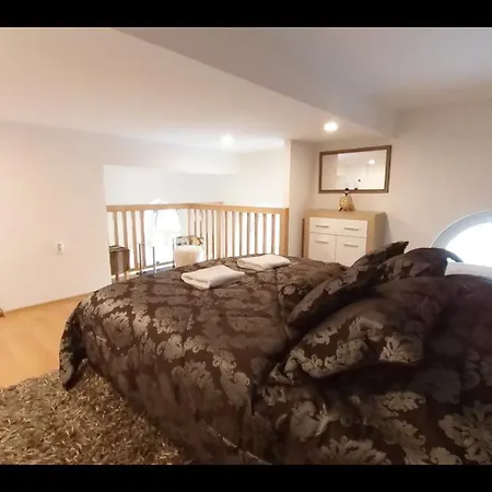 דירה Duplex Flat Center *